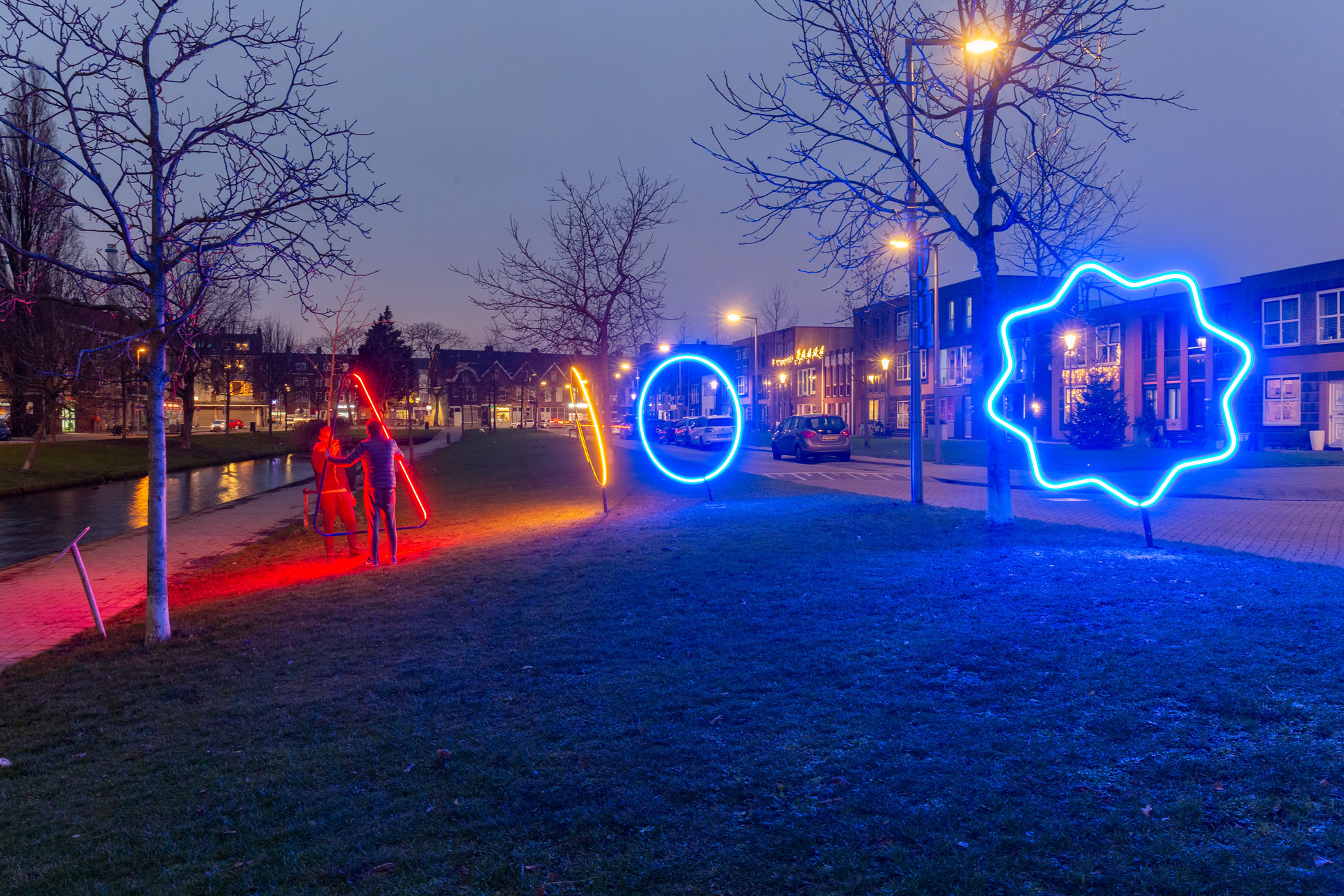 happy_neon_light-(1)