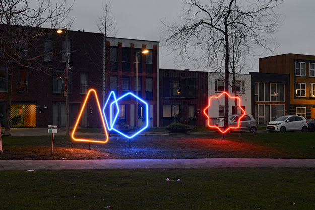 happy_neon_light-(5)