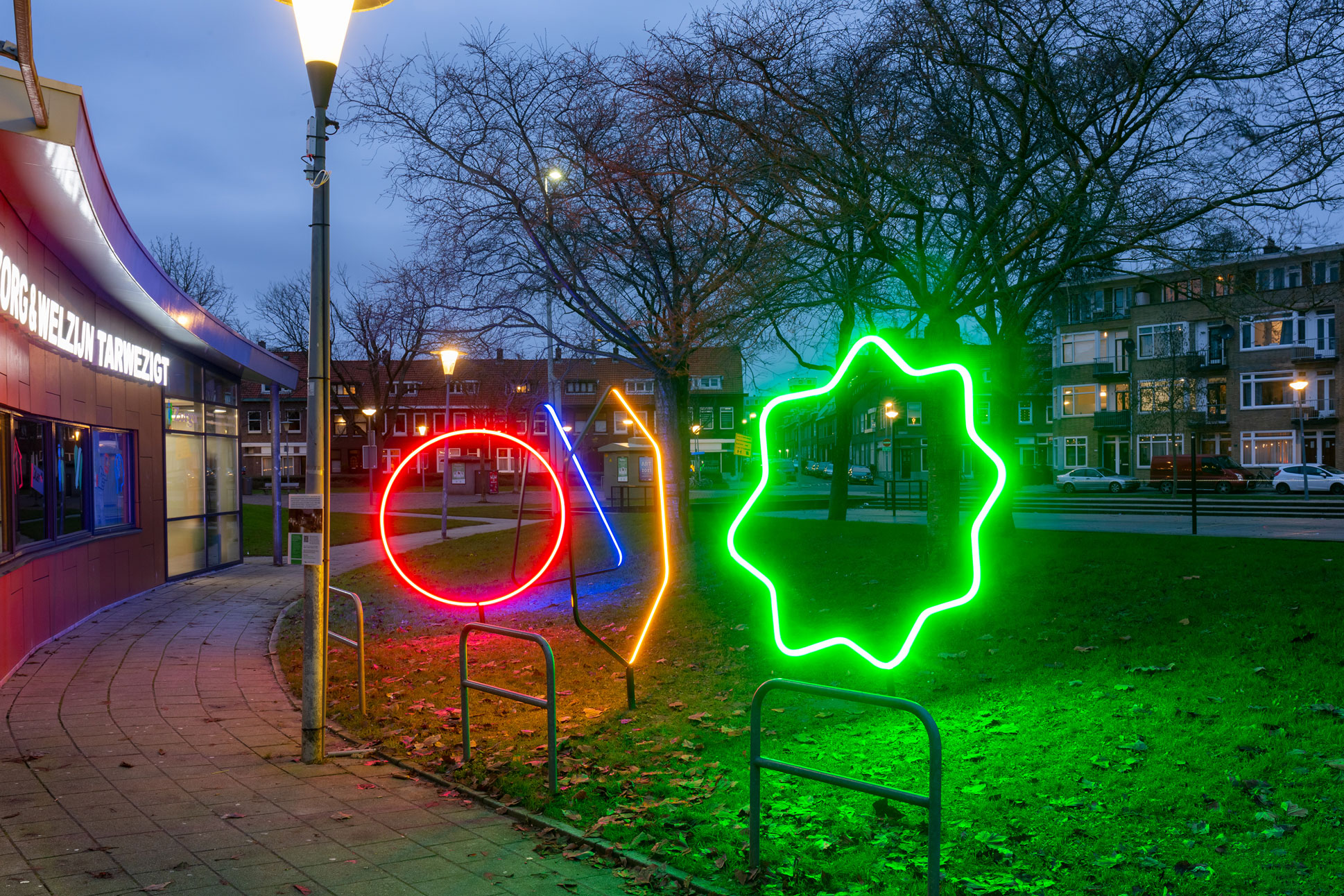 happy_neon_light-(6)